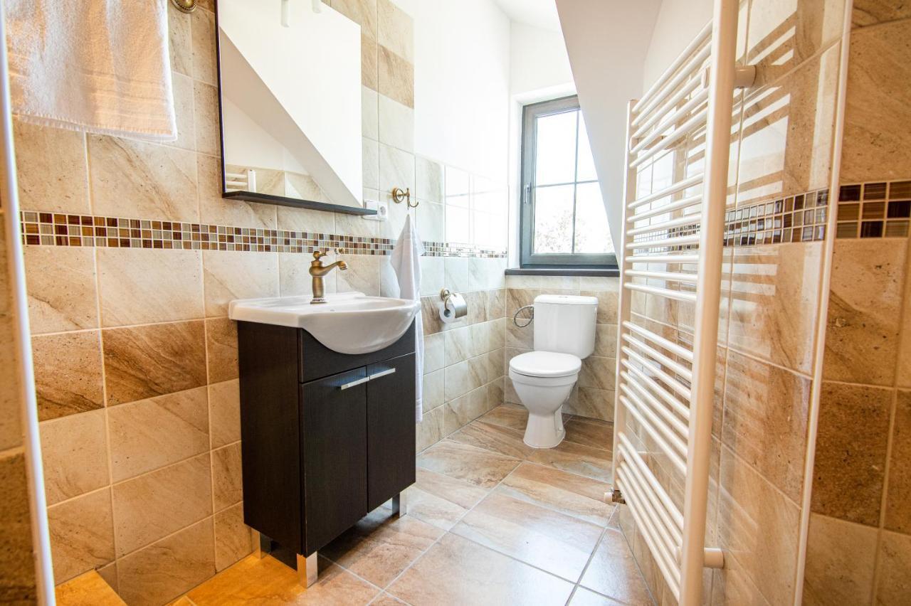 Penzion Zlaté Slunce Chocenice Extérieur photo